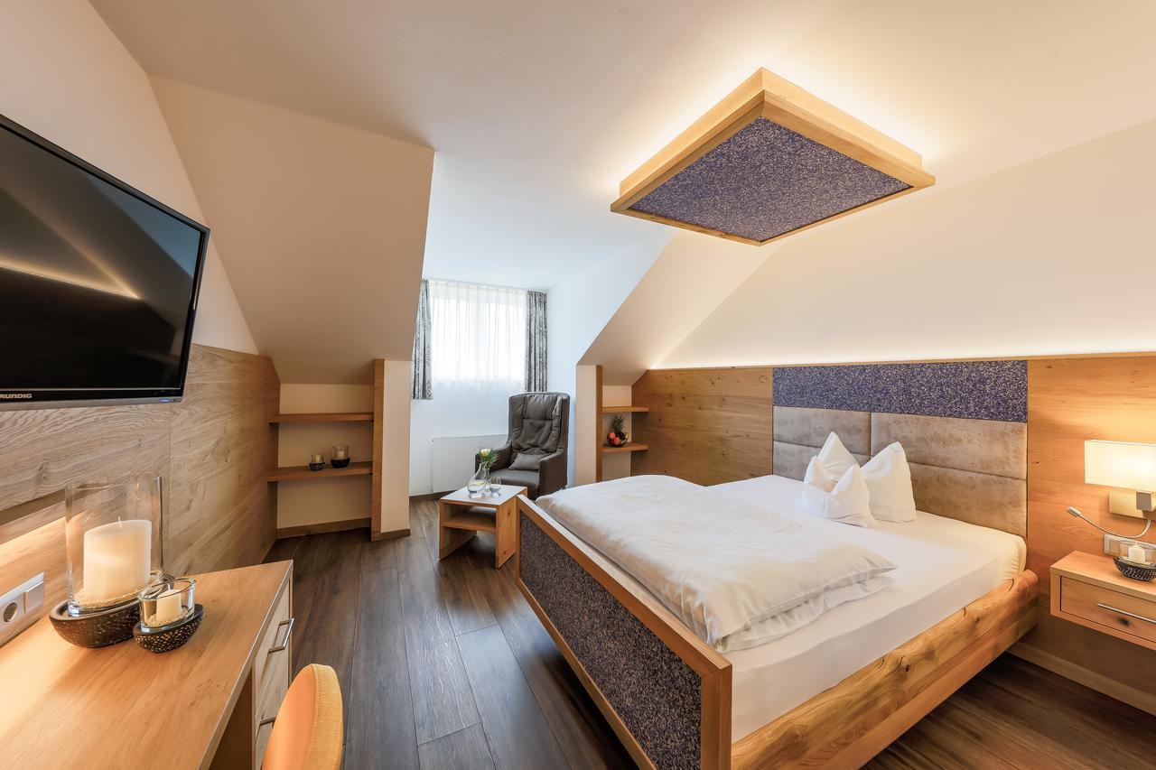 Urlaubshotel Binder ビューヒルベルク エクステリア 写真